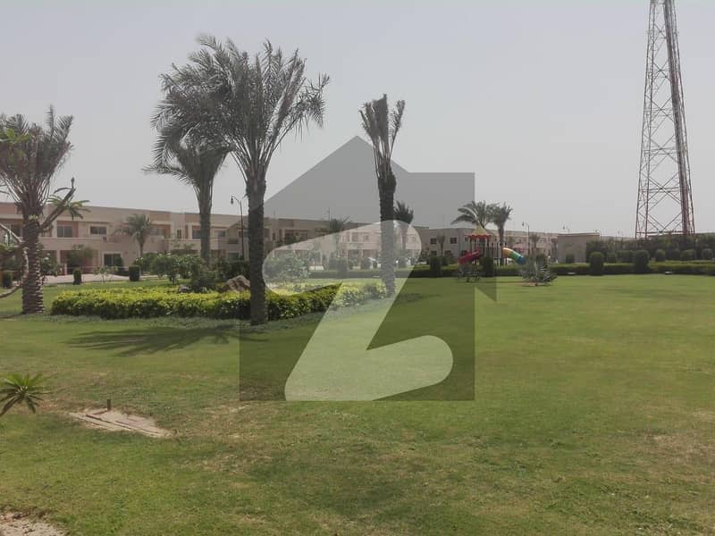 In Bahria Town Karachi Shop Sized 550 Square Feet For rent
