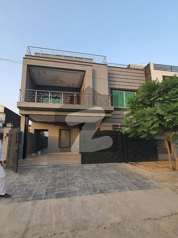 10 MARLA FULLY NEW COSTRUCTED HOUSE FOR SALE IB B1 BLOCK B17