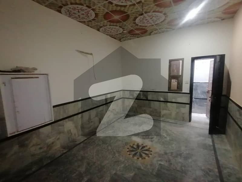 عماد گارڈن ہاوسنگ سکیم لاہور میں 2 کمروں کا 5 مرلہ مکان 70 لاکھ میں برائے فروخت۔