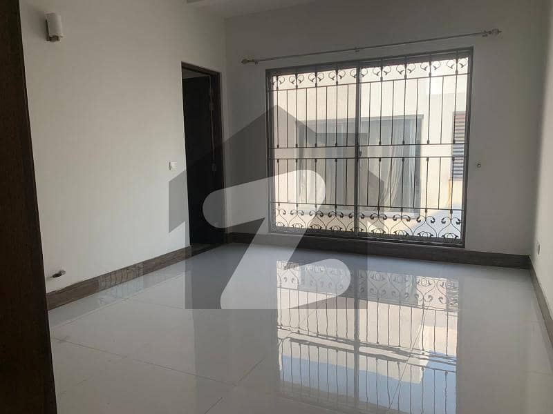 Dha Phase 5, 1 Kanal Upper Portion For Rent