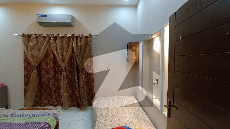 پی آئی اے ایمپلائز ہاؤسنگ سوسائٹی ملتان میں 4 کمروں کا 10 مرلہ مکان 1.7 کروڑ میں برائے فروخت۔