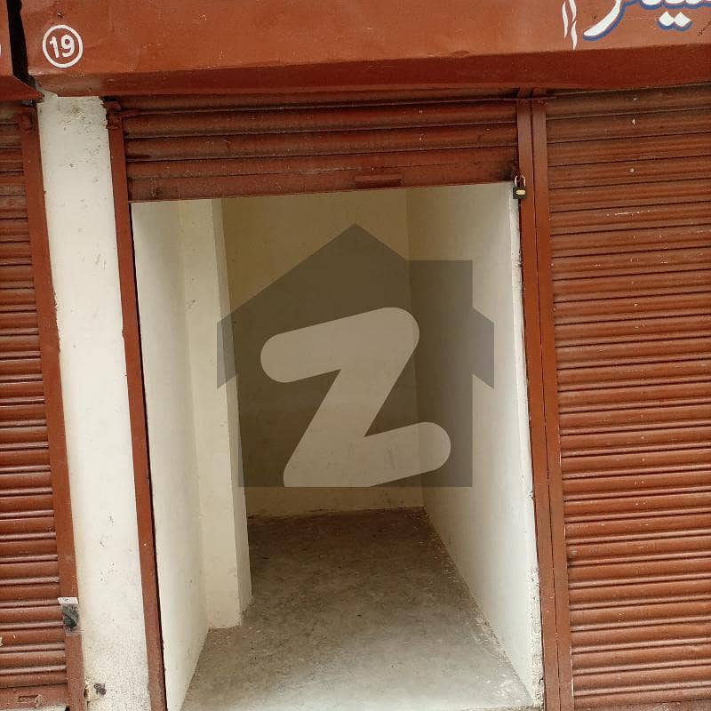 دہلی کالونی کراچی میں 2 مرلہ دکان 25 ہزار میں کرایہ پر دستیاب ہے۔