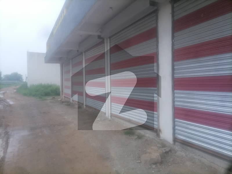 Khanpur Road Shop Sized 200 Square Feet Is Available