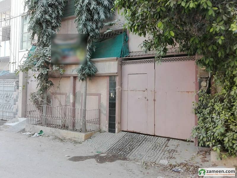 Ground+1 Well Furnished House Main Road For Sale North Karachi Sector