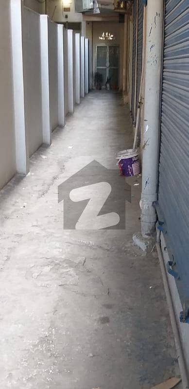 شالیمار لنک روڈ لاہور میں 10 مرلہ عمارت 13 کروڑ میں برائے فروخت۔