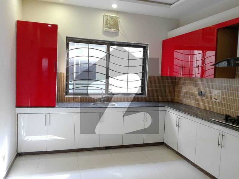 4 Marla Lower Portion Available For rent In Satellite Town - Block B