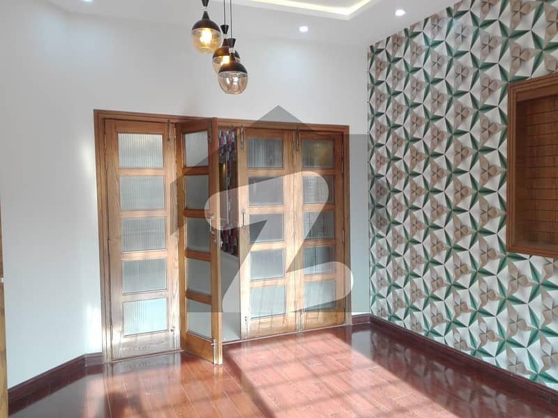 Flat For Sale At Heighted Location In Murree Cuart Road