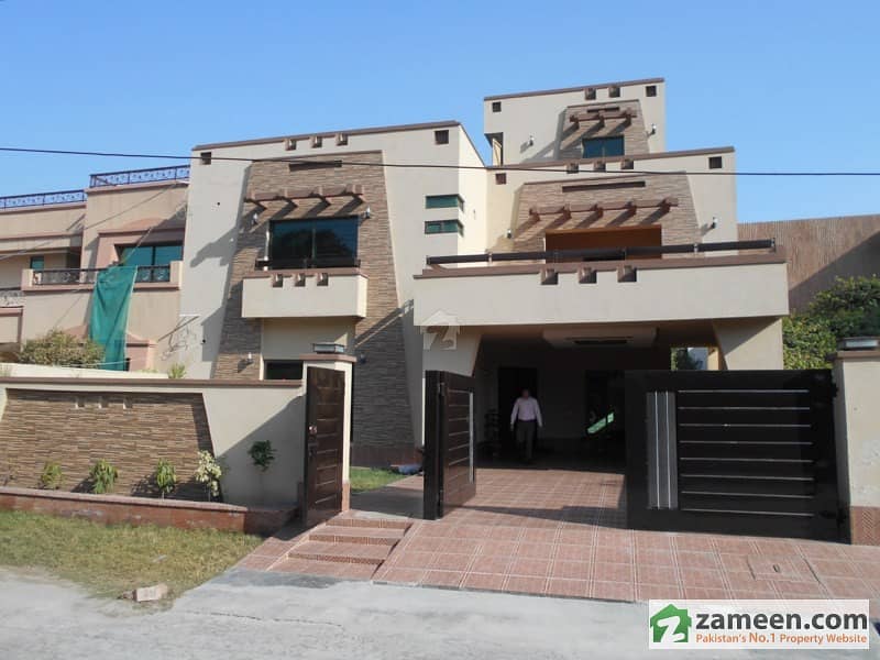 1 Kanal New Designer House Near Masjid Market Main Road In Gated Community Johar Town