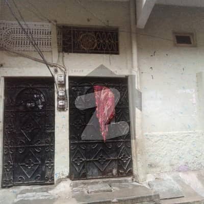Lower Portion For Sale Situated In Gulistan Colony