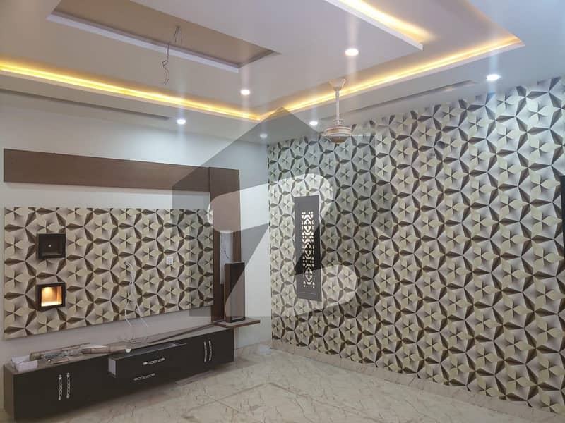 Centrally Located House Available In Al Noor Garden For Rent