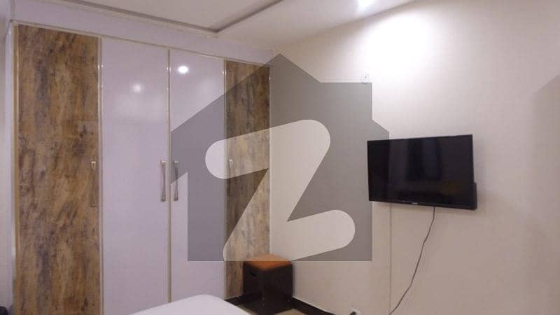 8 Marla Flat In Central DHA Phase 6 For rent