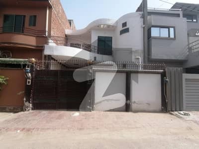 Double Storey 6 Marla House Available In Khan Village For Rent