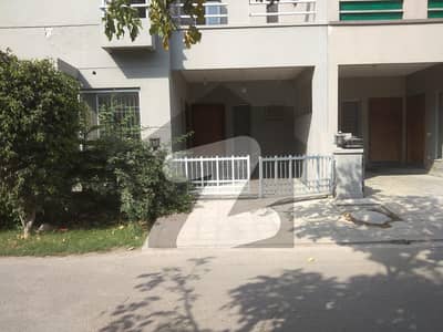 House For sale In Rs. 16,500,000