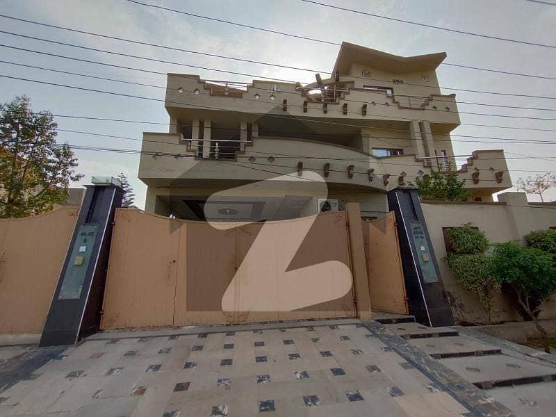 1 Kanal House Facing Park For Sale On Main Road Lahore Canal Bank Phase 1 Near Attock Pump Eden Villas
