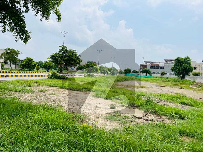 DHA PHASE 7 10 MARLA IDEAL LOCATION RESIDENTIAL PLOT