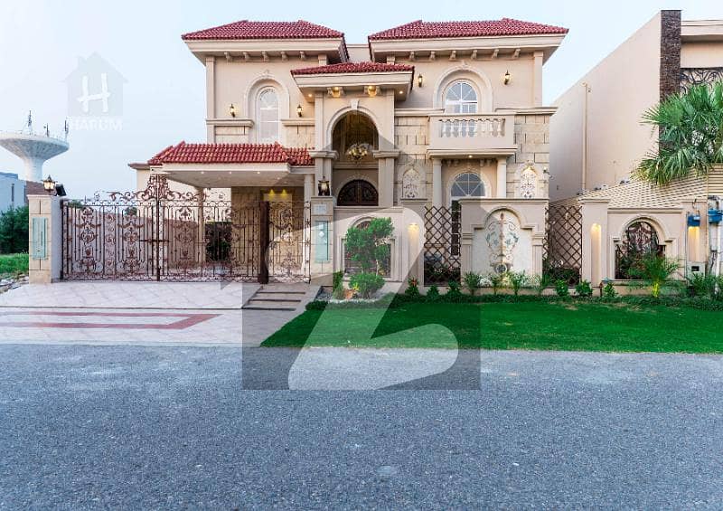 Most Elegant 1 Kanal Bungalow For Sale At Finest Location In Dha