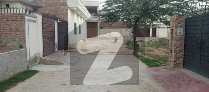 1350 Square Feet House Available For Rent In Chak 9