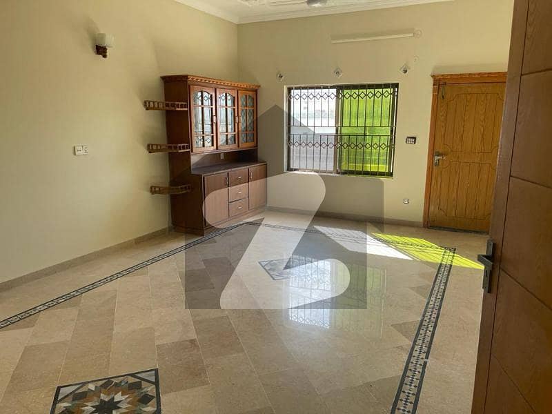 F-17/3 House For Sale Size 50x90 Ideal Location