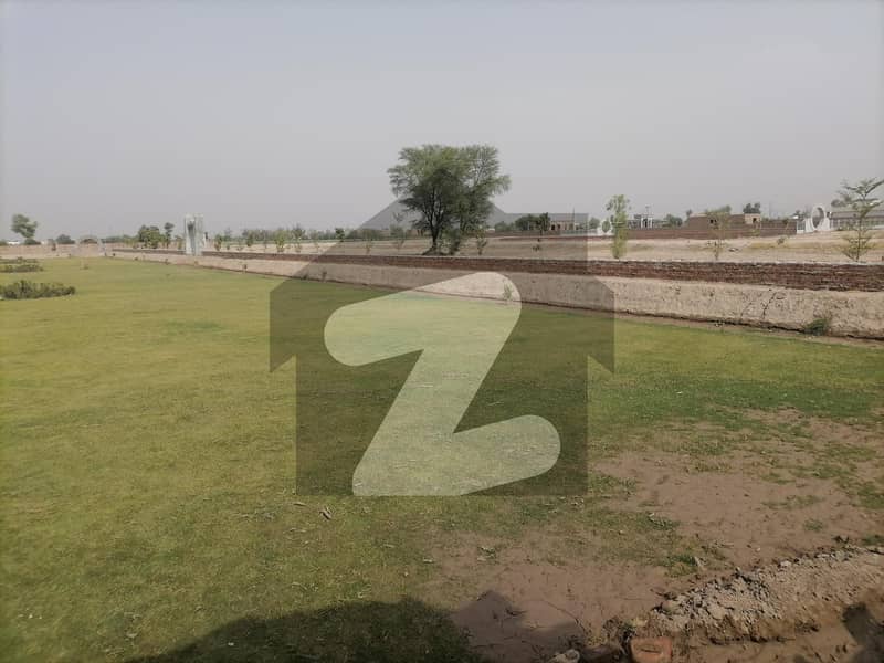 پیراڈائز ویلی ہاؤسنگ سکیم شیخ زید روڈ رحیم یار خان میں 5 مرلہ رہائشی پلاٹ 18 لاکھ میں برائے فروخت۔