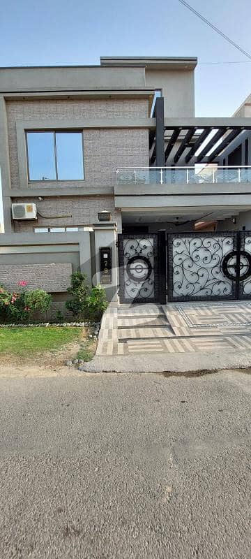 10 Marla Beautifully Designed House For Rent At Park View City Lahore