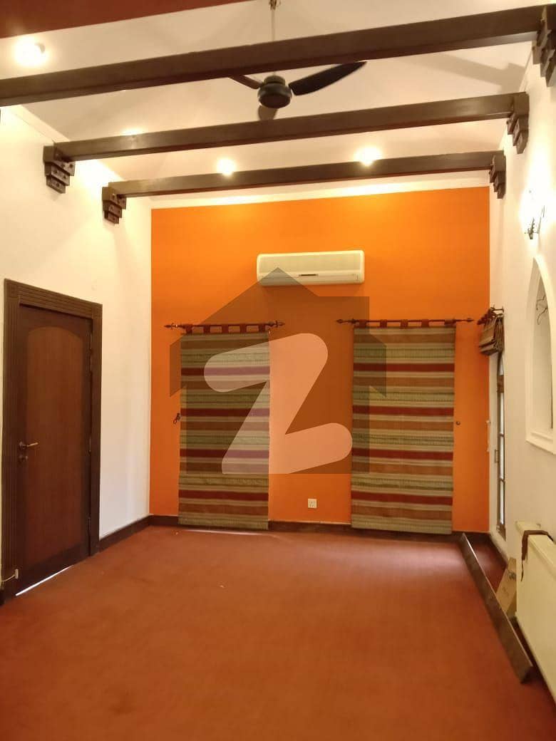 Prime Location House For Sale In F-10 Islamabad