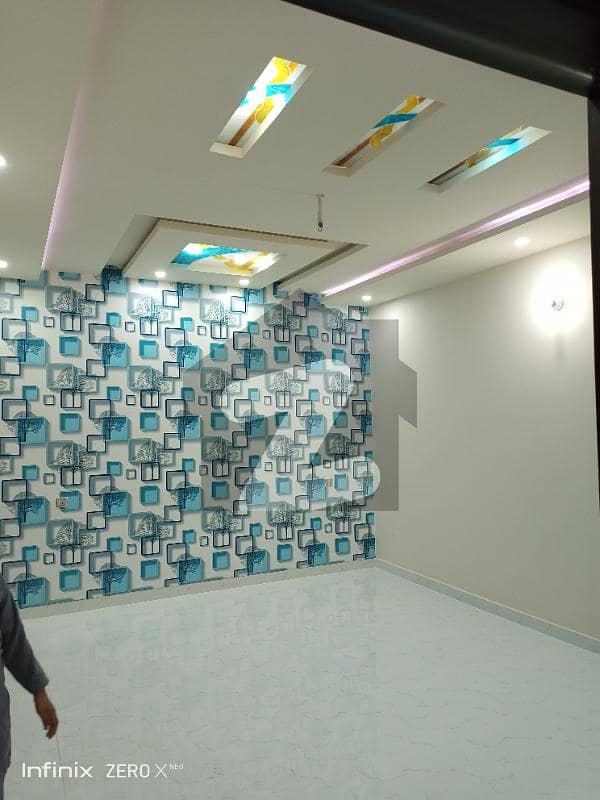 ایڈن ویلی - بلاک سی ایڈن ویلی فیصل آباد میں 3 کمروں کا 5 مرلہ مکان 1.75 کروڑ میں برائے فروخت۔