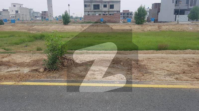 مُصطفی آباد للیانی لاہور میں 120 کنال زرعی زمین 24.75 کروڑ میں برائے فروخت۔