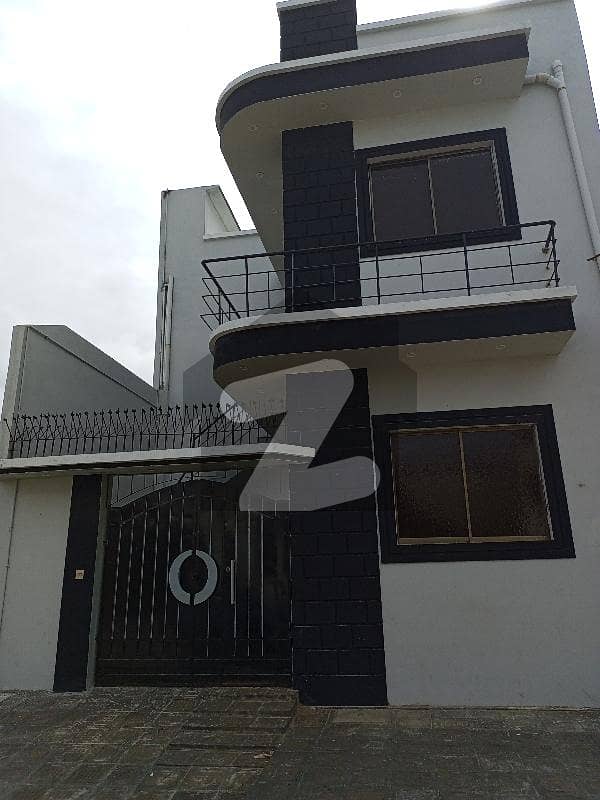 صائمہ عریبین ولاز گداپ ٹاؤن کراچی میں 4 کمروں کا 5 مرلہ مکان 1.65 کروڑ میں برائے فروخت۔
