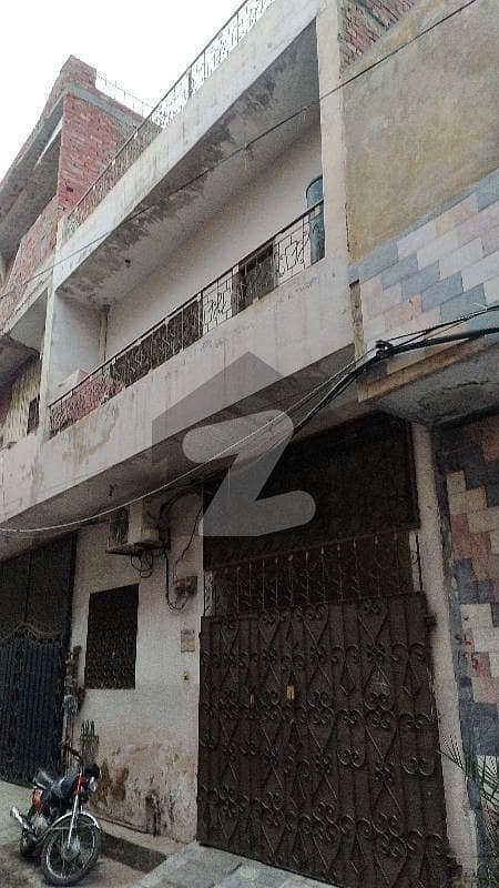 لال پل مغلپورہ لاہور میں 5 کمروں کا 4 مرلہ مکان 1.05 کروڑ میں برائے فروخت۔