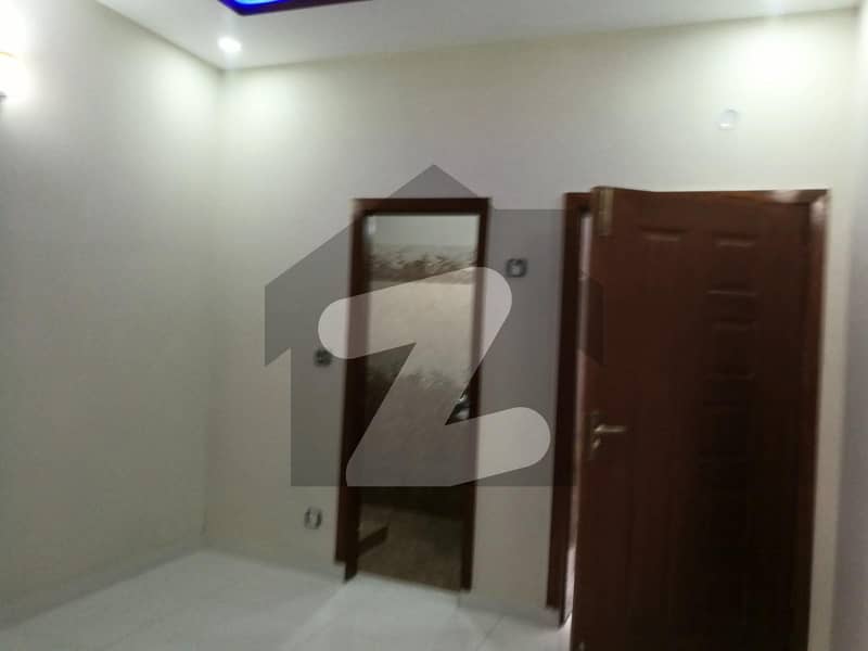 ایڈن ریزیڈینشیا ایڈن لاہور میں 2 کمروں کا 5 مرلہ زیریں پورشن 22 ہزار میں کرایہ پر دستیاب ہے۔