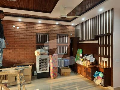 10 Marla Upper Portion 3 Beds For Rent In Bahria Town Lahore