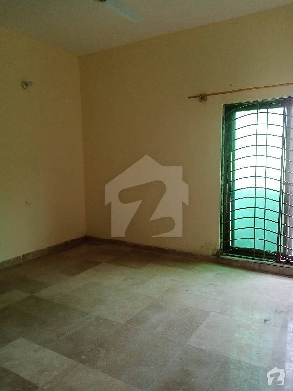 3 Bed Upper Portion For Rent 3 Bed Upper Portion For Rent