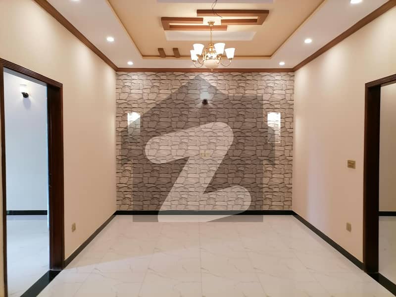 ایڈن ریزیڈینشیا ایڈن لاہور میں 4 کمروں کا 5 مرلہ مکان 1.42 کروڑ میں برائے فروخت۔