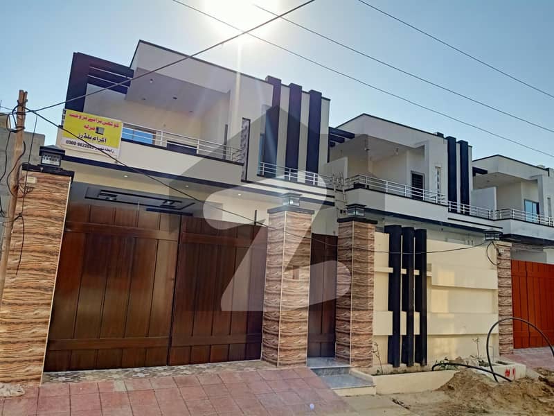 8 Marla House For Rent Is Available In New Model Town