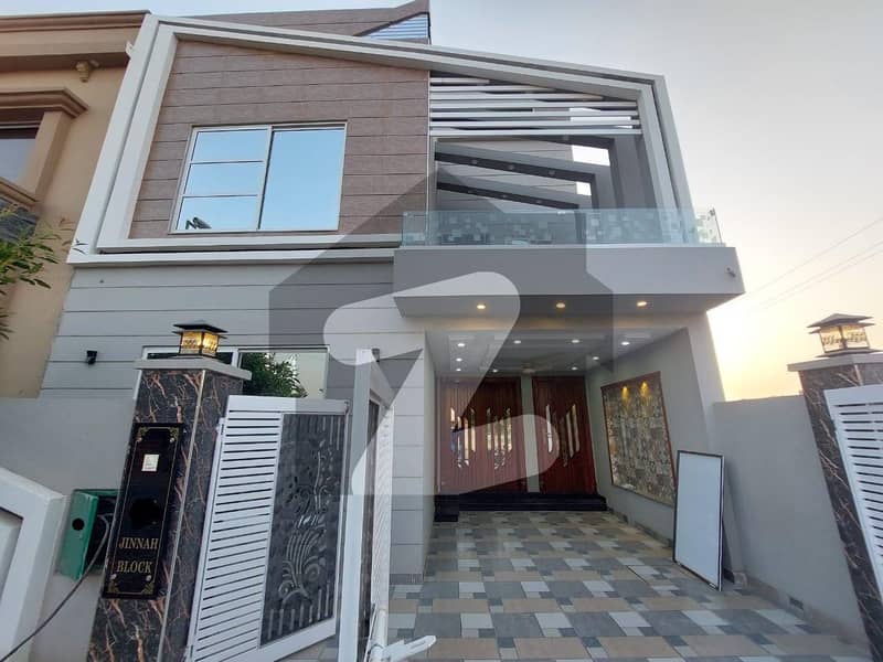 5 Marla Very Beautiful  House For Sale In Bahria Town Lahore