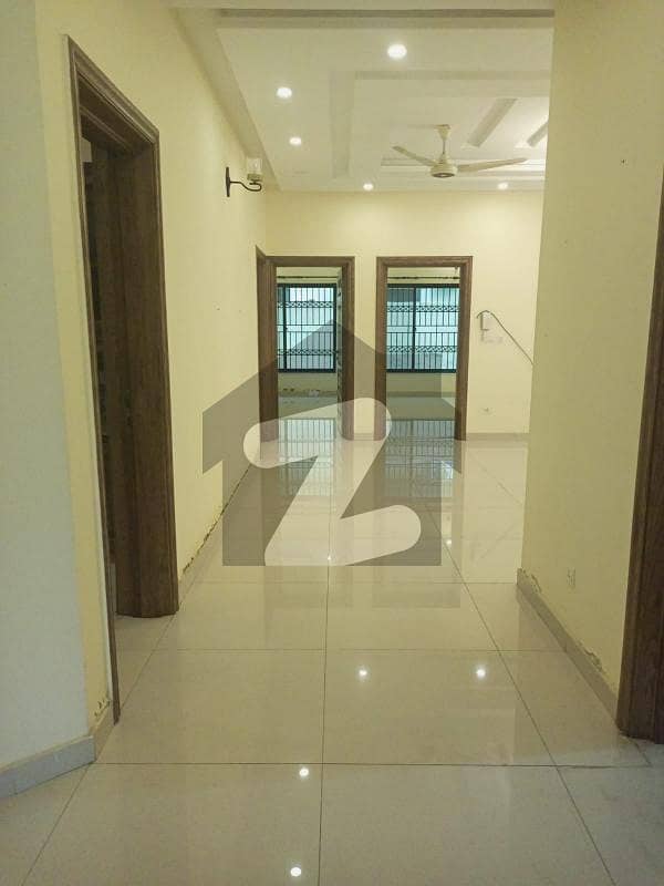 1 Kanal Newly Renovated Double Storey House For Rent