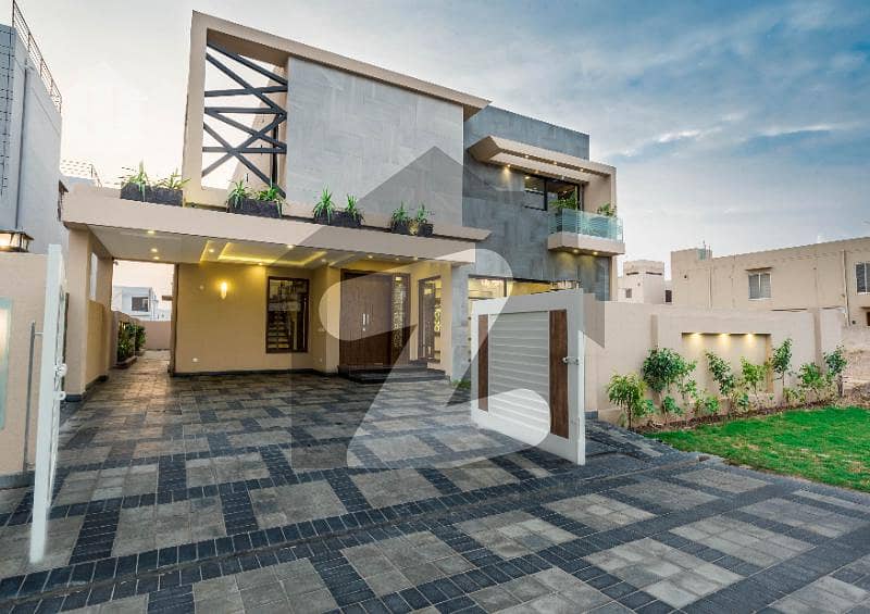 1 Kanal Brand New Modern Villa For Sale At Top Location In Dha Phase 8