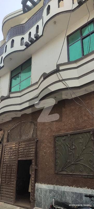 ارباب سبز علی خان ٹاؤن ورسک روڈ پشاور میں 4 کمروں کا 3 مرلہ مکان 34 ہزار میں کرایہ پر دستیاب ہے۔