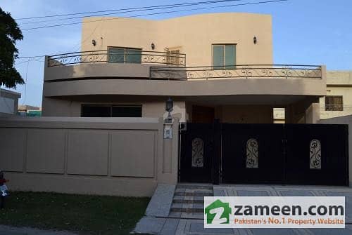 10 Marla Used House For Sale In Punjab Society Defence