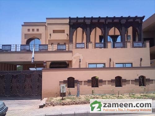 1 Kanal Executive House For Sale 1 Kanal Executive House For Sale