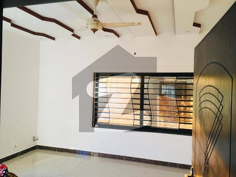 Centrally Located Upper Portion In Defence Road Is Available For Rent