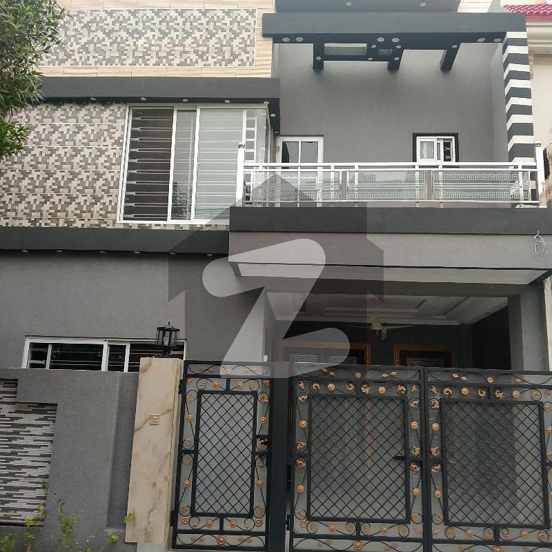 Most Beautiful Modern Design Luxury House For Sale In Central Park