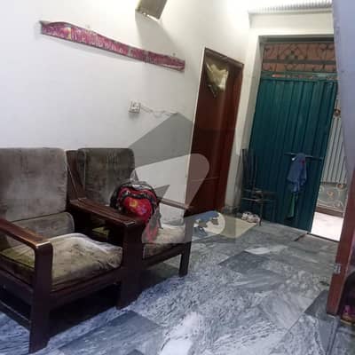 فردوس کالونی لاہور میں 5 کمروں کا 3 مرلہ مکان 90 لاکھ میں برائے فروخت۔
