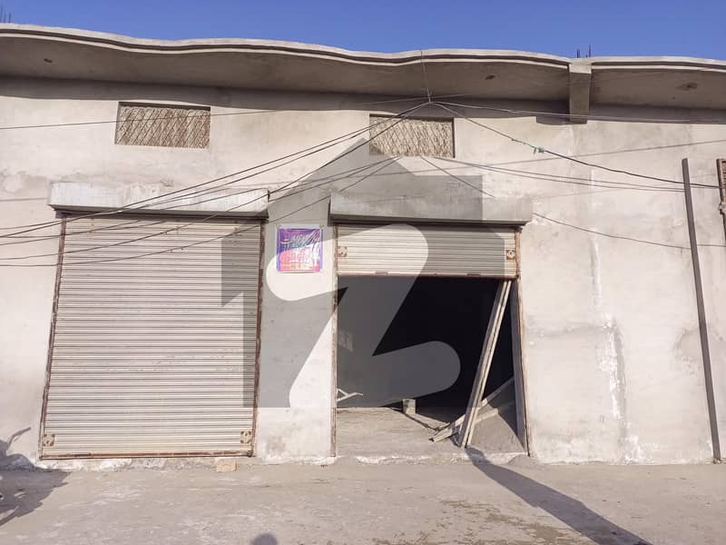 Perfect 5 Marla Building In Shadiwal Road For sale