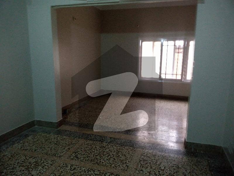 3  Bedrooms Drawing Dining  Ground Floor portion For Rent In Gulshan E Iqbal Block 13 D1