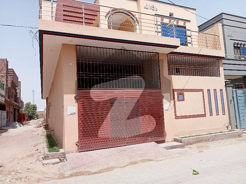 مدینہ ٹاؤن کینال روڈ رحیم یار خان میں 6 کمروں کا 7 مرلہ مکان 1.35 کروڑ میں برائے فروخت۔
