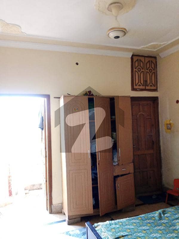 ریلوے سکیم 9 راولپنڈی میں 6 کمروں کا 4 مرلہ مکان 1.1 کروڑ میں برائے فروخت۔