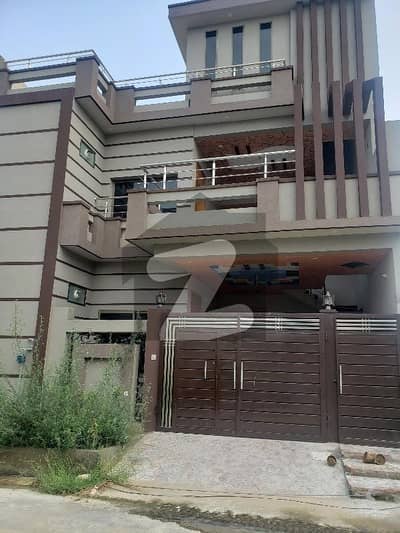 1575 Square Feet House For Sale In Rs. 17,500,000 Only