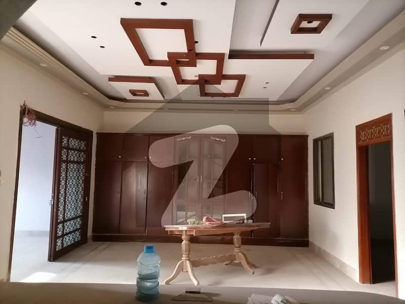 گلشنِ معمار - سیکٹر ایکس گلشنِ معمار گداپ ٹاؤن کراچی میں 6 کمروں کا 9 مرلہ مکان 5.25 کروڑ میں برائے فروخت۔