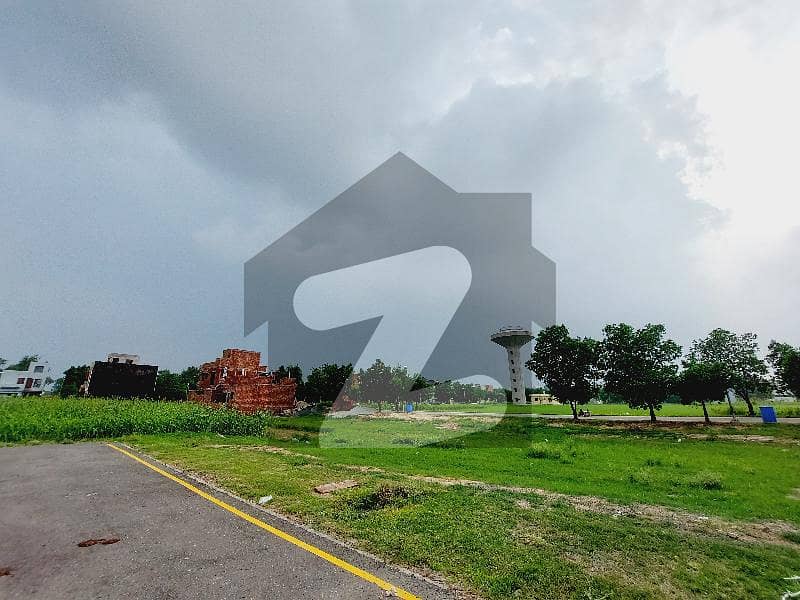 80 Ft Road 10 Marla Plot Is Available For Sale In Bahria Orchard Phase